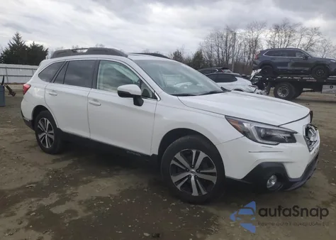 2019 Subaru Outback 3.6R Limited из США, поврежденный, VIN 4S4BSENC2K3273294